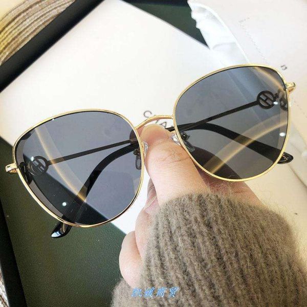 

leye cat's 2020 women's new fashion small frame sunglasses punk wind glasses men's fenjia style m, White;black