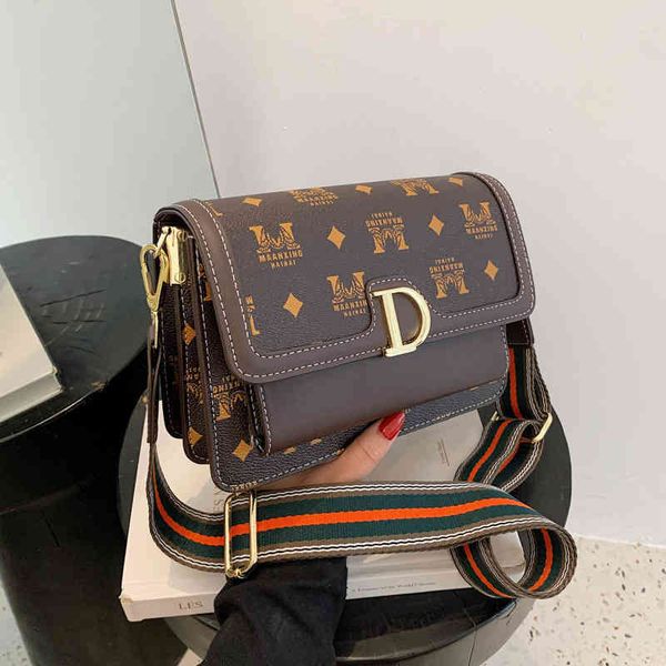 

2022 latest luggage factory wholesale autumn red square wide belt messenger printed single shoulder small women's bag
