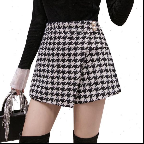 

autumn winter women woolen shorts buttons high waist irregular slit skirts shorts warm thicken short pants houndstooth shorts, White;black