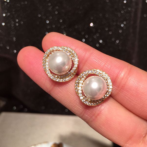 

diamond zirconia elegant pearl earrings new fashion simple tiny stud earrings for woman girls s925 silver post, Golden;silver