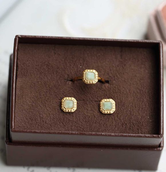 

s925 silver luxurious quality stud earring with nature jade in light green color for women wedding jewelry gift and punk ring ing, Golden