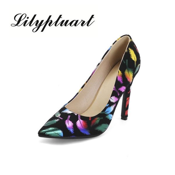 

europe and the united states black printed graffiti pointed high heels women's stiletto 11cm large size single shoes women y200702