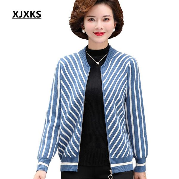 

xjxks 2021 autumn winter new zipper jacket women sweater coat fashion striped loose plus size women sweater coat, Black;brown