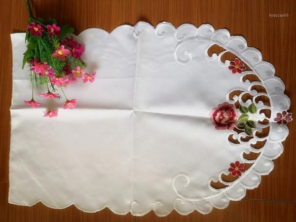 

wholesale lot white embroidered napkin set with hand crochet frill 39*57cm1