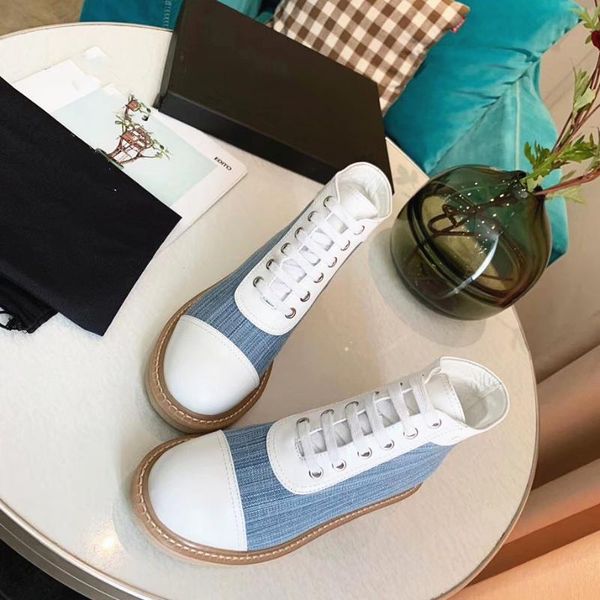 

new 2020 fashion british style martin boots low-heeled calfskin round head lace up booties all-match fashion breathable boots, Black