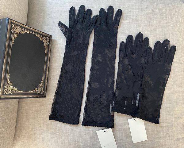 Zwarte Tule Handschoenen Voor Dames Designer Dames Letters Print Geborduurd Kant Rijden Vijf Vingers Handschoenen Mode Dunne Party Handschoenen 2 Maat
