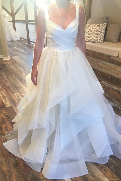 

unique design v-neck bride dress tiered a-line long wedding party dress bridal wedding gowns custom made, White