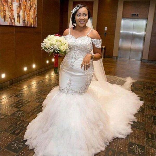 

2021 new african plus size wedding dresses lace lantejoules applications mermaid tule layers dressed in bride f114, White