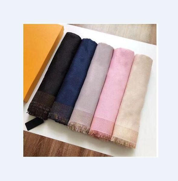 

2021 luxury women soft square silk blanket 140*140 cm designer floral pattern scarf shawl for women, Black