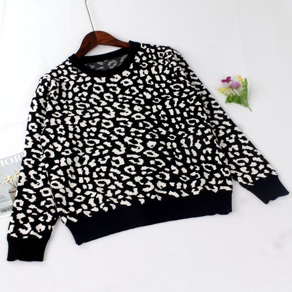

2021 new autumn winter women thick jacquard knitted pullover and sweater fashion femme jumper 1cii, White;black