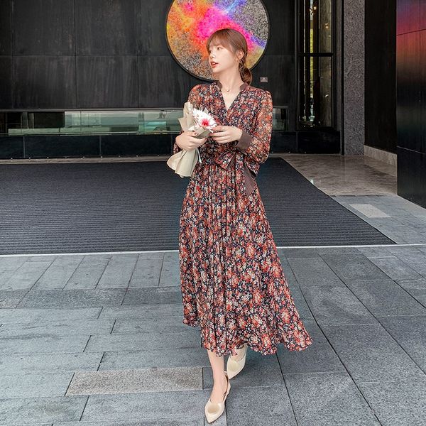 

осень 2020 нового fashionslim женского цветочного v-образный вырез dresswomen-х и длинных колена платье dresslong юбки платье длина юбка мод, Black;gray