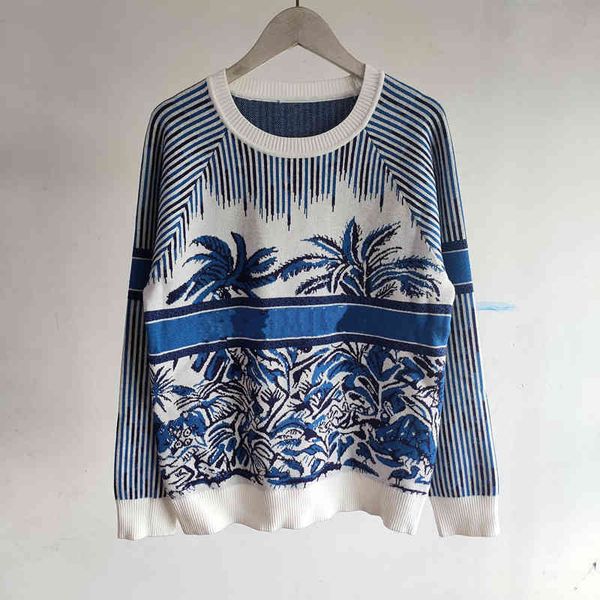 

2022 factory wholesale new college style early autumn women's coconut jacquard round neck long sleeve wool pullover sweater, White;black