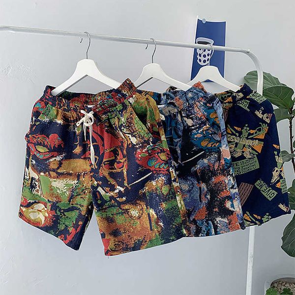 

2020 summer big trend multicolor leisure sports shorts men's straight beach pants capris, White;black