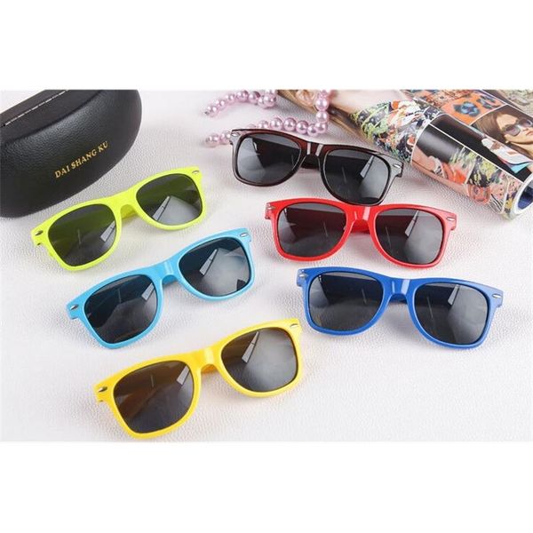 

retro sell 20pcs wholesale classic plastic sunglasses vintage square sun glasses for women men adults kids, Blue