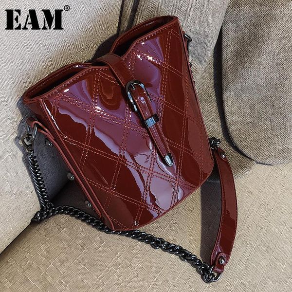 

shoulder bags [eam] women metal chains glossy bucket pu leather personality all-match crossbody bag fashion tide 2021 18a1146