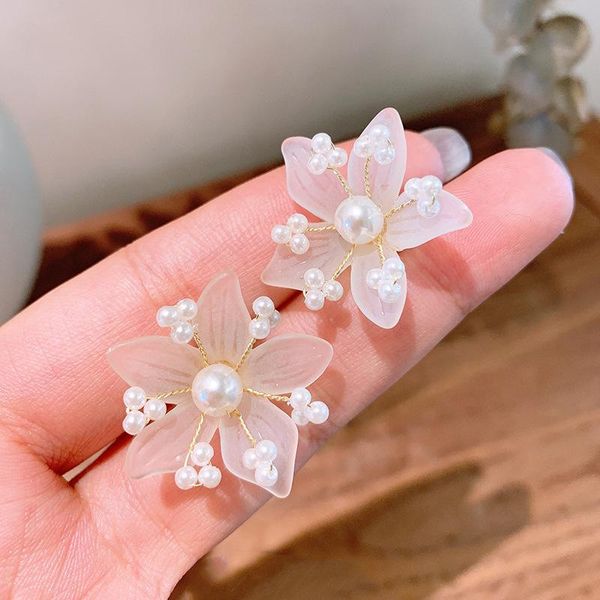 

stud 2021 korean trendy acrylic white transparent flower earrings for women sweet simulated pearl jewelry pendientes gifts, Golden;silver