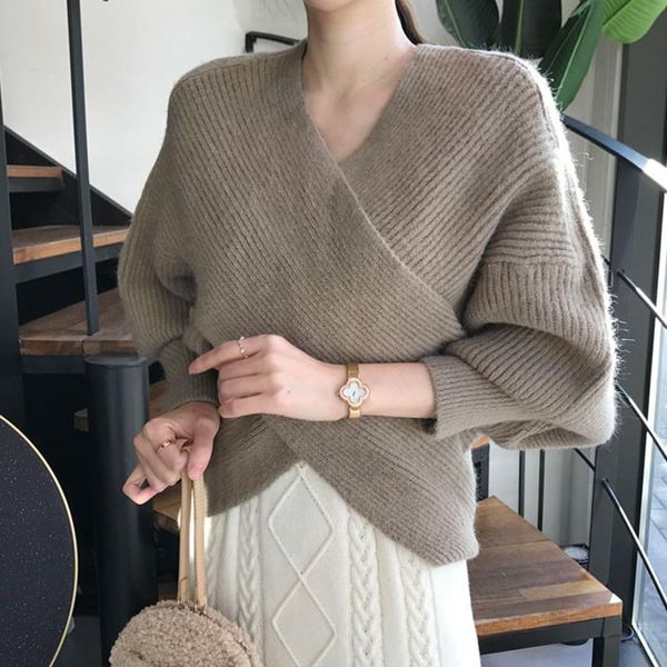 

ewq] корейский chic осень и зима v-образный вырез пуловер cross сыпучего всего матч утолщенного bat рукав свитер женщина 2020 zt1015, White;black