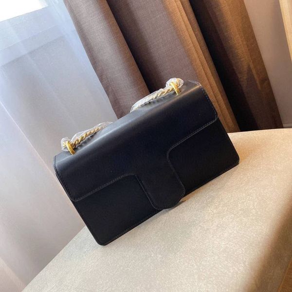 

2020 new women genuine bag fashion shoulder leather bag luxurys crossbody small designer purse square ladies qcqcs, Red;black