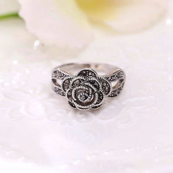 

fashion plated geometric retro 925 sterling rings for woman unique thailand compatible with pandora charm jewelry, Silver