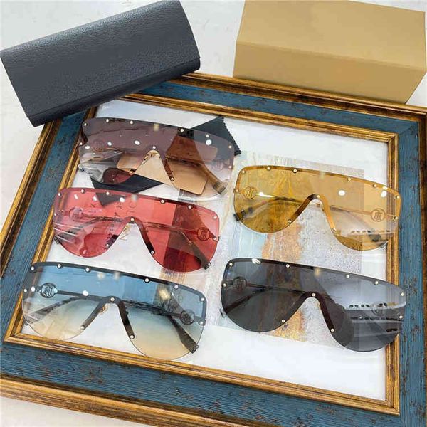 

2022 factory wholesale be family's fashion trend eye protection integrated sunglasses star's same personalized sunglasses, White;black