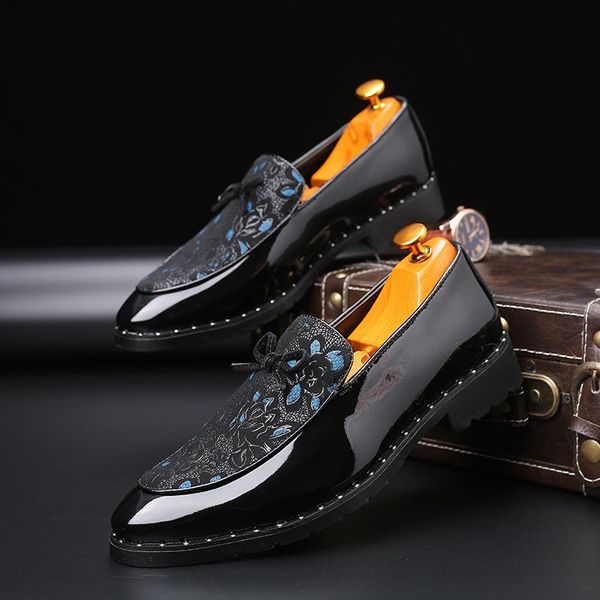 

men male dress man formal shiny patent leather slip on shoes mens business driving zapatos de hombres personlizar zapatos m0101, Black