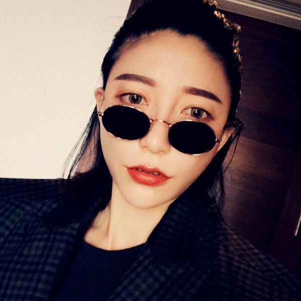 

zndfzhz luxury utfjfjd sunglasses for men popular oval frame design uv protection lens coating mirror lens color plated frame reagreg, White;black