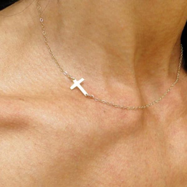 

новый модный крест кулон ожерелье женщины золотые ожерелье праздник пляжный выступление ювелирные изделия оптом короткие цепочки для женщин, Black;white