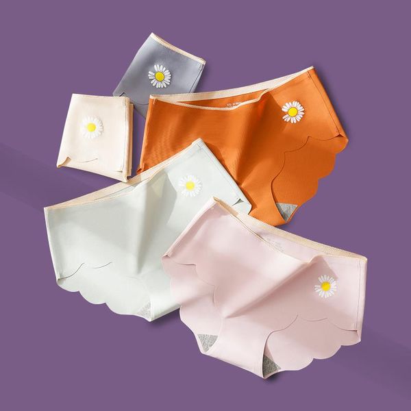 

women's panties breathable seamless beautiful small daisies skin-friendly ice silk comfortable stylish lovely female underwear, Black;pink