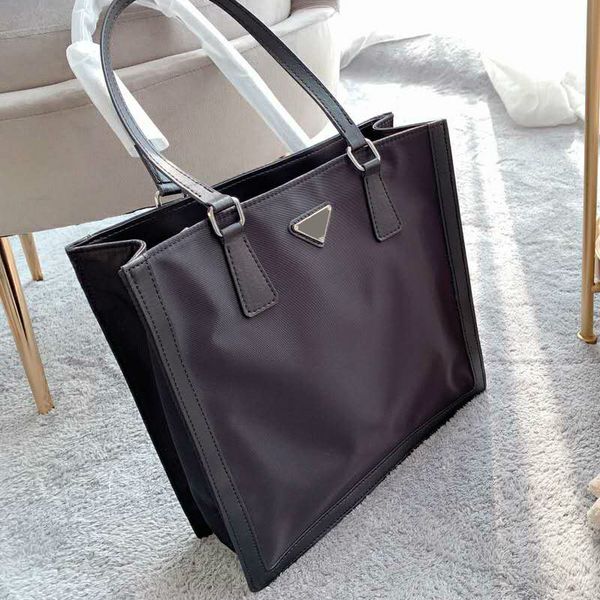 

высокое качество женщин сумки плеча tote мода новые сумки большой емкости tote нейлон леди черный женщин сумка pd20102201