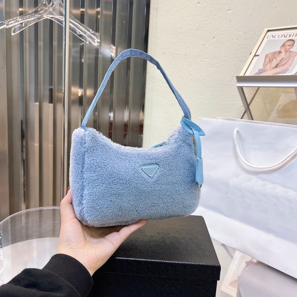 

22ss luxury women's shoulder bags designer handbag fashion plush underarm bag with letters classic wallet