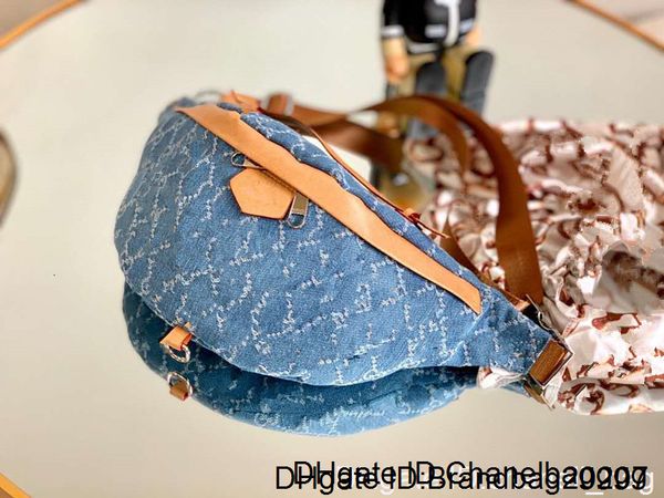 

women's bag female chest printed bags fashionable joker small purse inclined shoulder leather waist packs backpacks