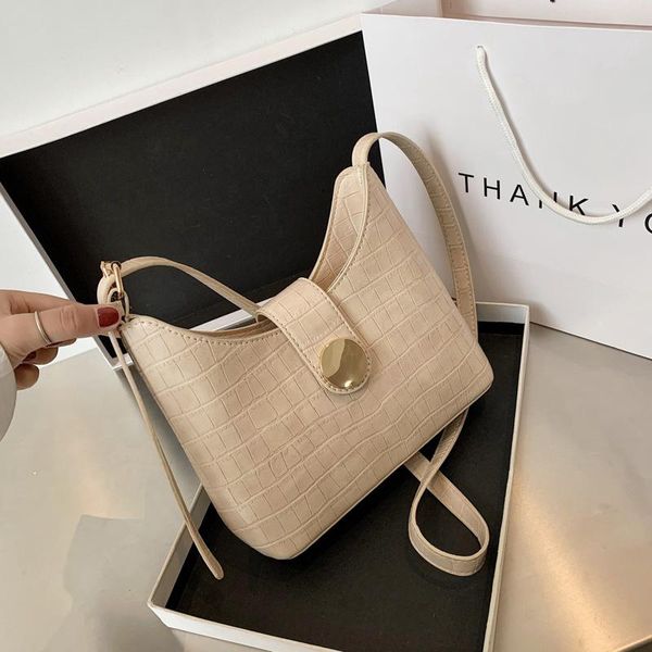 

women's bag retro bag 2020 new fashion versatile one shoulder armpit unusual