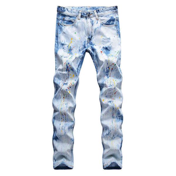 Jeans strappati azzurri dipinti da uomo Tie and Dye Pantaloni in denim dritti lavati con neve G0104