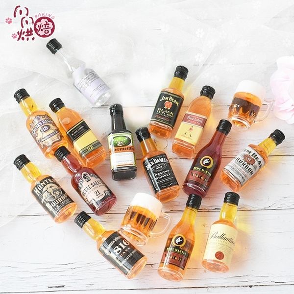 

pfgyz whisky plug-in wine ornaments wine version car jewelry beer baked beer decorative cake mini celebrity internet baking nqkbv