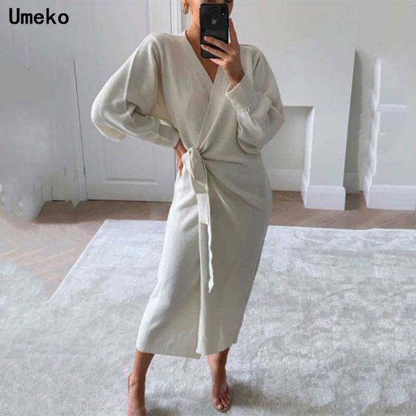 

umeko autumn winter women v-neck knitted dress elegant casual long sleeve midi dress solid loose split side dresses mujer 201102, Black;gray