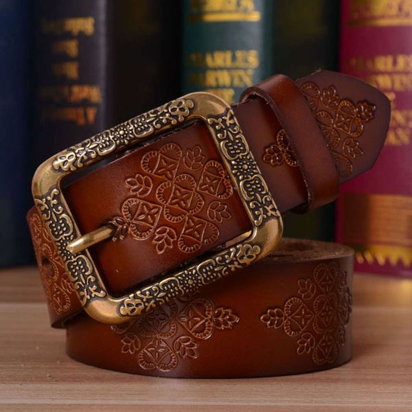 

women's embossed copper buckle leather men's belt, Black;green