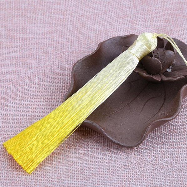 

5pcs fashion gradient ramp tassel small pendant diy handicrafts bookmarks chinese knot clothing curtain decoration accessories h jllltv