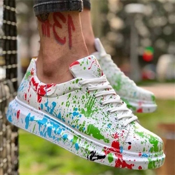 

2021 the new moda graffiti tnis planos para senhoras rendas at vulcanizados casuais mulher amantes coloridos sapatos 35-44 x1k0, Black