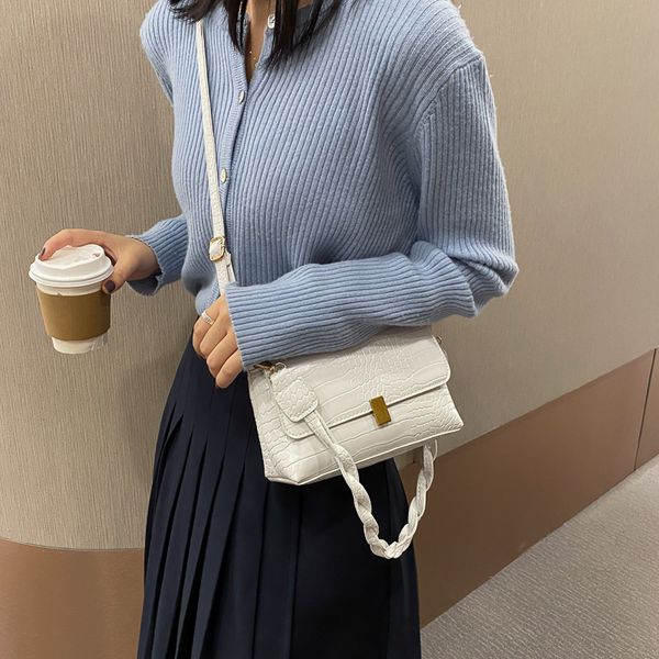 

new crocodile pattern chain pure color simplicity small soft leather handbag women 2021 new women baguette handbag and purse c1223