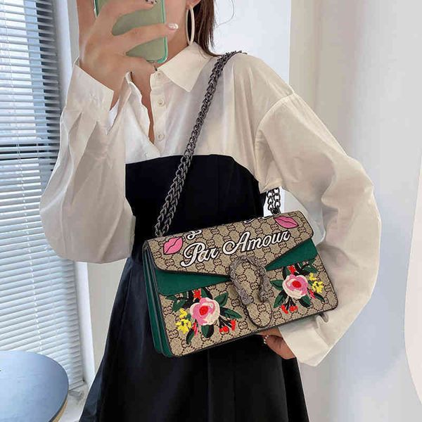 

2022 factory wholesale bag women french minority foreign style versatile small printed single shoulder messenger chain women's bag