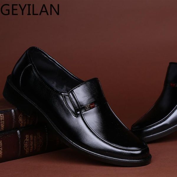 

mazefeng 2020 new male dress shoes fashional men business breathable cow leather round toe men casual shoes leather, Black