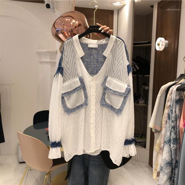 

women's blouses & shirts [ewq] 2021 spring summer women clothes v-neck full sleeves wool dobby contrast colots pocket shirt dress femal, White