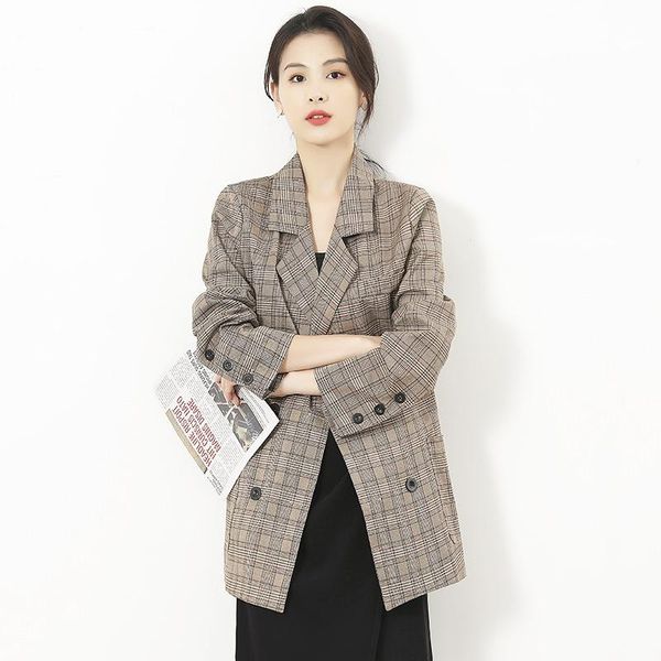 

plaid suit collar, long sleeves, double breasted pockets, loose large size british suit, slim fit casual fashion suit jacket new, White;black