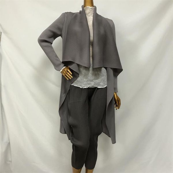 

women's trench coats miyake pleated windbreaker large size loose and versatile professional commuter, Tan;black