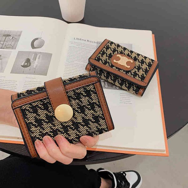 

2022 factory wholesale new small wallet women's net red thousand bird lattice folding buckle simple fashion multi card wallet long hand, Red;black