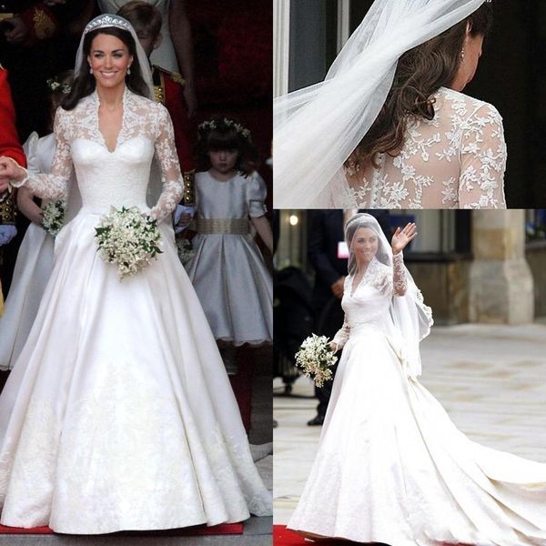 Klassisch 2021 Günstige weiße Brautkleider in A-Linie mit V-Ausschnitt, durchsichtig, lange Ärmel, applizierte Spitze, Kate Middleton, Knöpfe hinten, Royal Bridal G2158