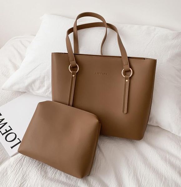 

ready stock new fashion simple and stylish large capacity tote bag single shoulder bag pu handbag mini wallet two-piece, Black;red