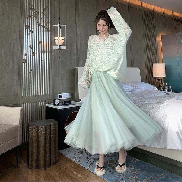 

2020 autumn and winter new fashion loose slimming sweater women's super fairy mesh knitwear knitwear skirt two-piece suit for women pil, Gray
