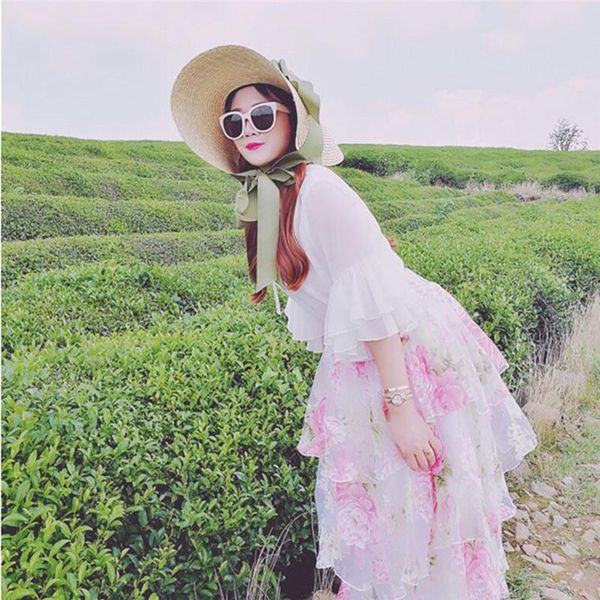 

wide brim hats summer women bucket hat 18cm wheat straw beach with long ribbon sunbonnet size 56-58cm, Blue;gray