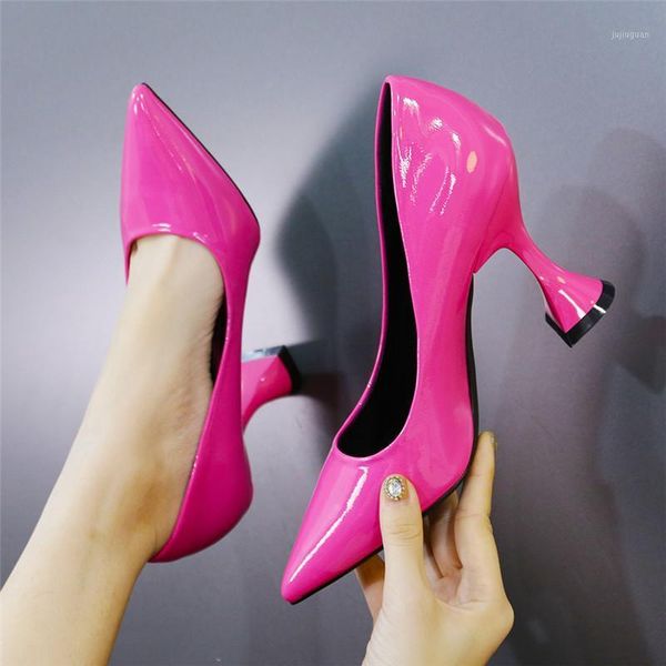 

2020 spring and autumn new fashion wine glass with patent leather shallow mouth single shoes rose red pointed stiletto women1, Black